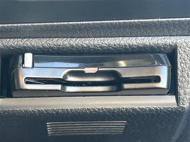 XV 2.0i-L アイサイト ワンオーナー 衝突軽減 DIATONEサウンドナビ フルセグTV Bluetooth バックカメラ ETC パワーシート レーダークルーズコントロール ブラインドスポットモニター 純正17インチAW(11枚目)