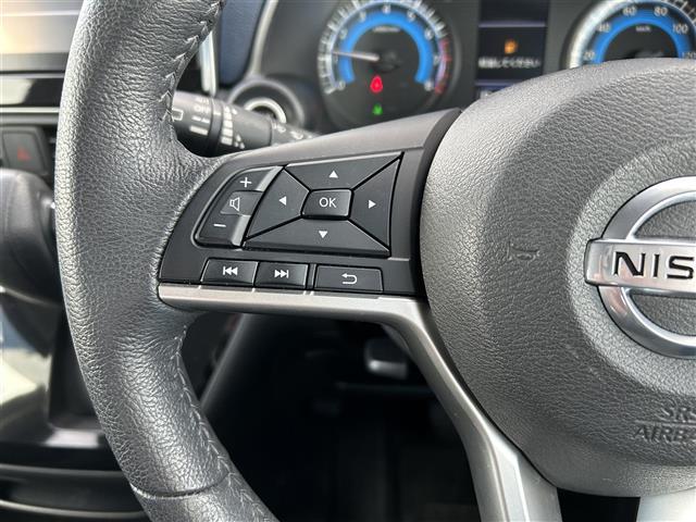 デイズ ハイウェイスター Gターボ エマージェンシーブレーキ 純正9インチナビ バックカメラ Bluetooth 純正15インチAW LEDヘッドライト フォグランプ オートライト コーナーセンサー(9枚目)