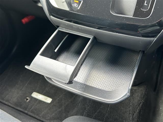 デイズ ハイウェイスター Gターボ エマージェンシーブレーキ 純正9インチナビ バックカメラ Bluetooth 純正15インチAW LEDヘッドライト フォグランプ オートライト コーナーセンサー(16枚目)