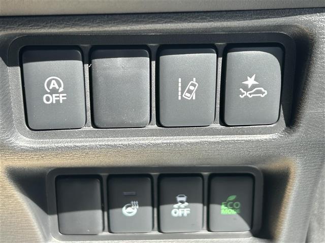 デリカＤ：５ ブラックエディション　登録済未使用車　ｅーアシスト　ＡＬＰＩＮＥ１１インチナビ　ＡＬＰＩＮＥ１２．８インチフリップダウンモニター　バックカメラ　両側パワースライド　黒革シート　シートヒーター　ステアリングヒーター（11枚目）