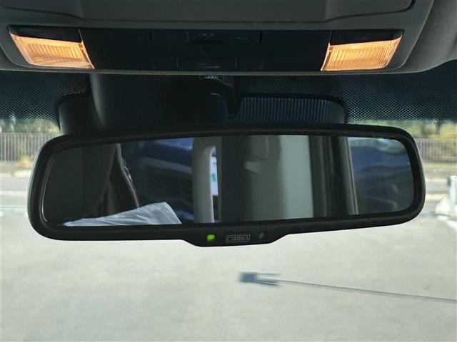 デリカＤ：５ ブラックエディション　登録済未使用車　ｅーアシスト　ＡＬＰＩＮＥ１１インチナビ　ＡＬＰＩＮＥ１２．８インチフリップダウンモニター　バックカメラ　両側パワースライド　黒革シート　シートヒーター　ステアリングヒーター（28枚目）