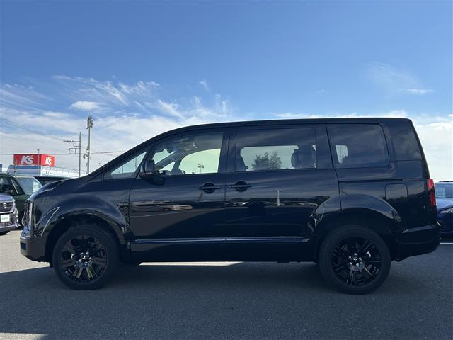 デリカＤ：５ ブラックエディション　登録済未使用車　ｅーアシスト　ＡＬＰＩＮＥ１１インチナビ　ＡＬＰＩＮＥ１２．８インチフリップダウンモニター　バックカメラ　両側パワースライド　黒革シート　シートヒーター　ステアリングヒーター（33枚目）