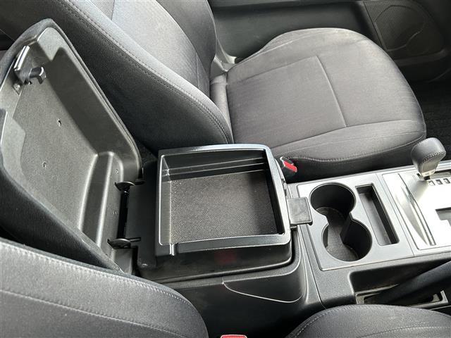 店頭販売もしておりますので、先に在庫が無くなってしまうこともございます。気になる車はまずはお問い合わせください!