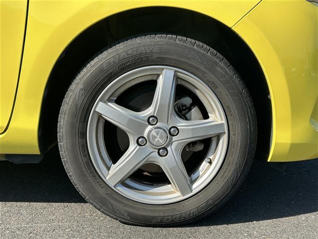 ヴィッツ F 純正7インチナビ ワンセグTV/DVD/Bluetooth/SD/AUX バックカメラ スマートキー プッシュEgスタート 社外15インチAW スタッドレスタイヤ積込 横滑り防止装置 電動格納ミラー(32枚目)