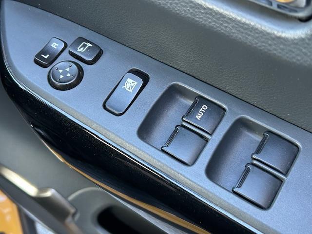 ハスラー JスタイルIIターボ デュアルセンサーブレーキサポート 純正ナビ フルセグTV TVキャンセラー 全方位カメラ ETC クルーズコントロール シートヒーター AC100V/100W電源 ルーフキャリア HIDライト(19枚目)