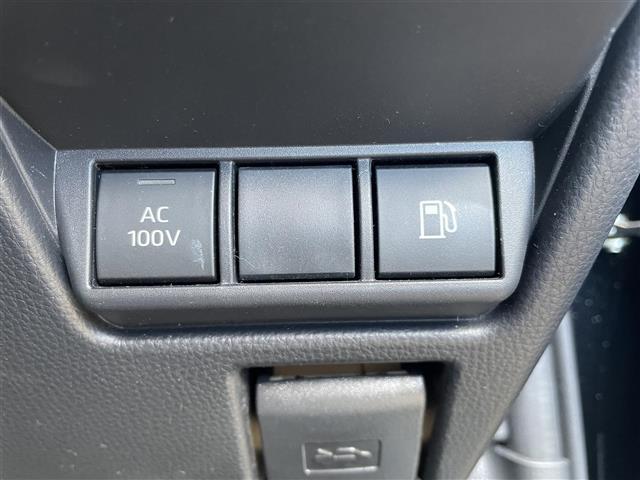 プリウス Ｇ　トヨタセーフティセンス　純正ナビ　フルセグＴＶ　Ｂｌｕｅｔｏｏｔｈ　ＴＶキャンセラー　バックカメラ　ＥＴＣ２．０　前後ドライブレコーダー　ブラインドスポットモニター　アクセサリーコンセント　ダウンサス（8枚目）