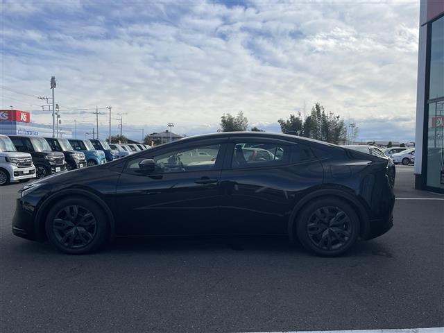 プリウス Ｇ　トヨタセーフティセンス　純正ナビ　フルセグＴＶ　Ｂｌｕｅｔｏｏｔｈ　ＴＶキャンセラー　バックカメラ　ＥＴＣ２．０　前後ドライブレコーダー　ブラインドスポットモニター　アクセサリーコンセント　ダウンサス（36枚目）