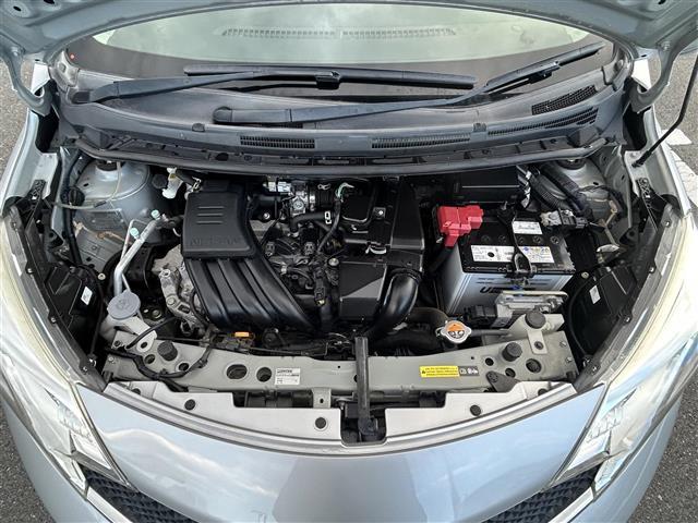 ノート Ｘ　エマージェンシーブレーキ　純正ナビ　フルセグＴＶ／ＣＤ／ＡＵＸ／ＡＭ／ＦＭ　スマートキー×２　プッシュＥｇスタート　オートライト　アイドリングストップ　横滑り防止装置　保証書　取説（42枚目）