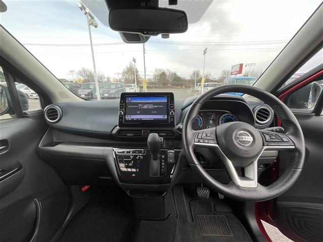 デイズ ハイウェイスター X プロパイロットエディション プロパイロット インテリジェントエマージェンシーブレーキ 純正9インチSDナビ フルセグTV CD DVD BT アラウンドビューモニター 純正ドライブレコーダー ETC 革巻きステアリング(2枚目)