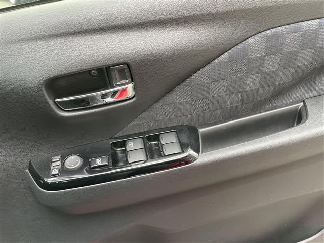 デイズ ハイウェイスター X プロパイロットエディション プロパイロット インテリジェントエマージェンシーブレーキ 純正9インチSDナビ フルセグTV CD DVD BT アラウンドビューモニター 純正ドライブレコーダー ETC 革巻きステアリング(22枚目)