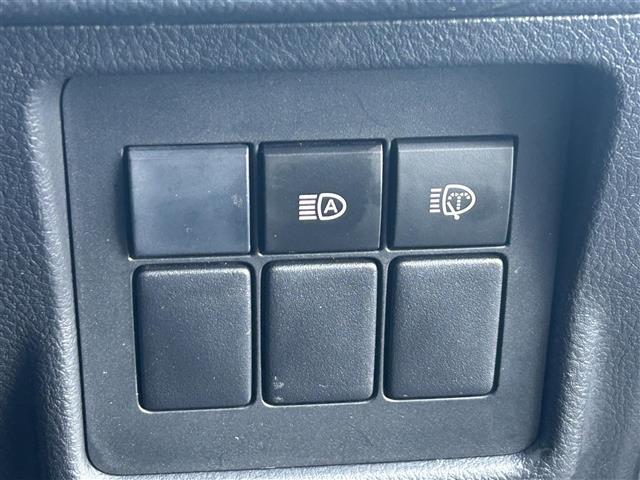 ランドクルーザープラド TX トヨタセーフティセンス 純正9インチSDナビ フルセグTV CD DVD BT バックカメラ ビルトインETC ウッドコンビハンドル ステアリングスイッチ 革調シートカバー スマートキー(11枚目)