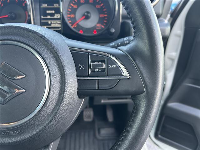 ジムニー XC スズキセーフティサポート 4WD シートヒーター 革巻きステアリング ステアリングスイッチ クルーズコントロール LEDヘッドライト フォグランプ オートライト ダウンヒルアシストコントロール(5枚目)