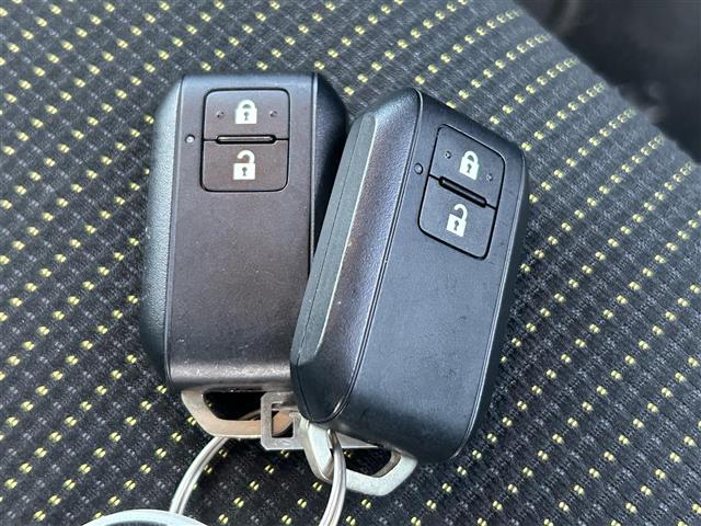 ジムニー XC スズキセーフティサポート 4WD シートヒーター 革巻きステアリング ステアリングスイッチ クルーズコントロール LEDヘッドライト フォグランプ オートライト ダウンヒルアシストコントロール(41枚目)