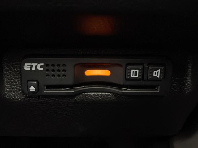 フリードハイブリッド ハイブリッド・ＥＸ　社外メモリナビ　フルセグ　Ｂｌｕｅｔｏｏｔｈ　バックカメラ　ステアリングスイッチ　両側パワースライドドア　アダプティブクルーズコントロール　ドライブレコーダー　ＬＥＤヘッドライト　オートライト（22枚目）