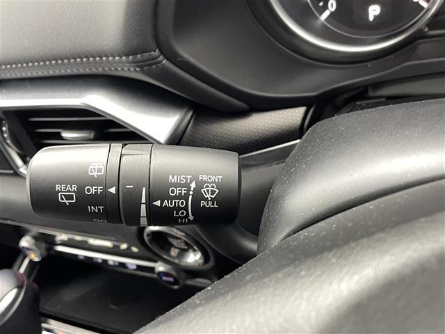 ＣＸ－８ ＸＤ　ブラックトーンエディション　純正ナビ（ＡｐｐｌＣａｒＰｌａｙ・ＡｎｄｒｏｉｄＡｕｔｏ・ＢＴ・フルセグ・ＵＳＢ）全周囲カメラ　社外前後ドライブレコーダー　ＥＴＣ　レーダークルーズコントロール　前後クリアランスソナー　シートヒーター（11枚目）