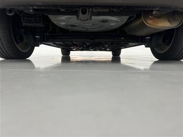 シエンタ ハイブリッドＧ　クエロ　純正ナビ（ＣＤ・ＤＶＤ・フルセグ・ＢＴ）バックカメラ　純正前方ドライブレコーダー　ビルトインＥＴＣ　両側パワースライドドア　前席シートヒーター　プリクラッシュブレーキ　レーンデェパーチャアラート（42枚目）