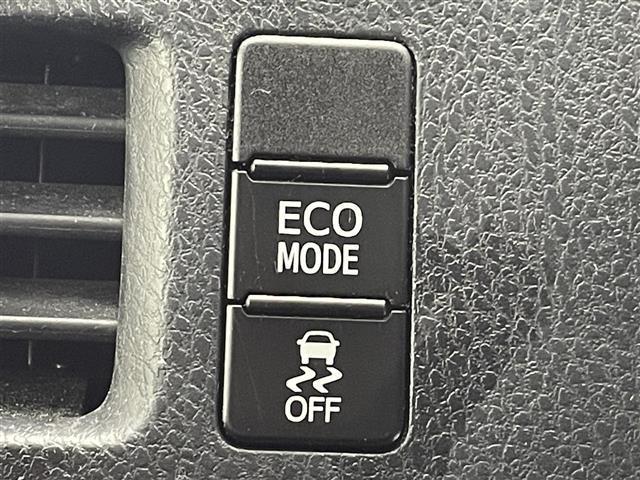 ヴォクシー ZS 煌 純正ナビ(CD・DVD・フルセグ・SD)バックカメラ 純正フリップダウンモニター 社外前後ドライブレコーダー ビルトインETC クルーズコントロール 衝突軽減ブレーキ 横滑り防止 アイドリングストップ(17枚目)