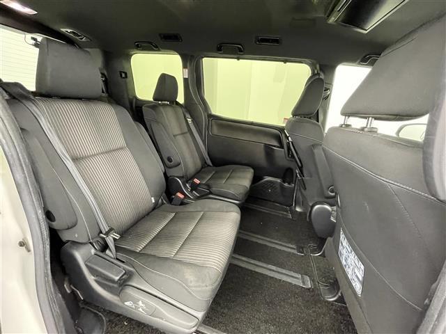 ヴォクシー ZS 煌 純正ナビ(CD・DVD・フルセグ・SD)バックカメラ 純正フリップダウンモニター 社外前後ドライブレコーダー ビルトインETC クルーズコントロール 衝突軽減ブレーキ 横滑り防止 アイドリングストップ(25枚目)