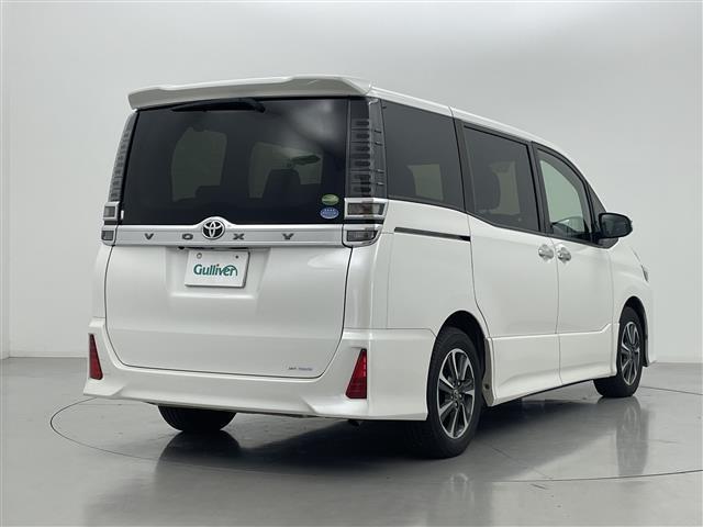 ヴォクシー ZS 煌 純正ナビ(CD・DVD・フルセグ・SD)バックカメラ 純正フリップダウンモニター 社外前後ドライブレコーダー ビルトインETC クルーズコントロール 衝突軽減ブレーキ 横滑り防止 アイドリングストップ(31枚目)