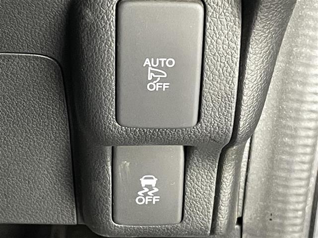 N-BOXカスタム G SSパッケージ 純正ナビ バックカメラ 片側パワースライドドア ビルトインETC 横滑り防止(14枚目)