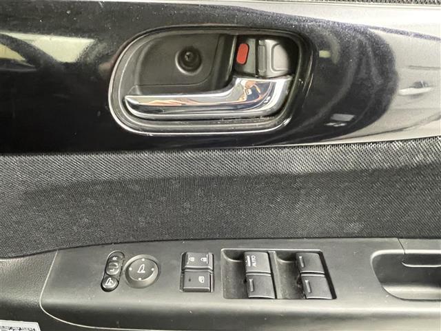 N-BOXカスタム G SSパッケージ 純正ナビ バックカメラ 片側パワースライドドア ビルトインETC 横滑り防止(15枚目)