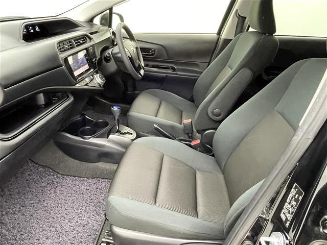 アクア Sスタイルブラック 社外ナビ(CD・DVD・フルセグ・BT・SD)バックカメラ 社外ETC 衝突軽減ブレーキ 横滑り防止 電動格納ミラー 純正フロアマット オートライト オートマチックハイビーム LEDヘッドライト(24枚目)