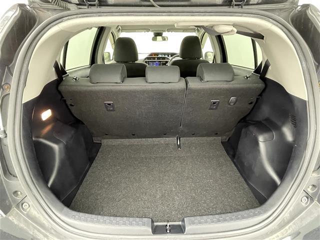 アクア Sスタイルブラック 社外ナビ(CD・DVD・フルセグ・BT・SD)バックカメラ 社外ETC 衝突軽減ブレーキ 横滑り防止 電動格納ミラー 純正フロアマット オートライト オートマチックハイビーム LEDヘッドライト(27枚目)