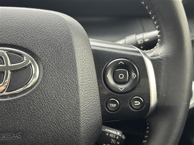 シエンタ ハイブリッドＧ　クエロ　純正ナビ（ＣＤ・フルセグ・ＢＴ・ＳＤ）全周囲カメラ　ＥＴＣ　両側パワースライドドア　前後クリアランスソナー　クルーズコントロール　衝突軽減ブレーキ　レーンキープアシスト　横滑り防止　ＬＥＤ（11枚目）