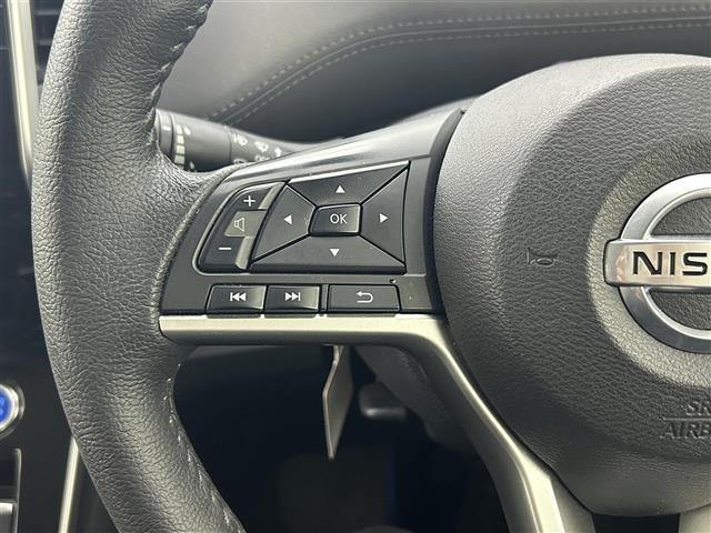 セレナ e-パワー ハイウェイスターV 純正10インチナビ(CD・DVD・フルセグ・BT・USB)全周囲カメラ 前後ドライブレコーダー ETC 両側パワースライドドア クリアランスソナー 衝突軽減ブレーキ レーンキープアシスト 横滑り防止(10枚目)