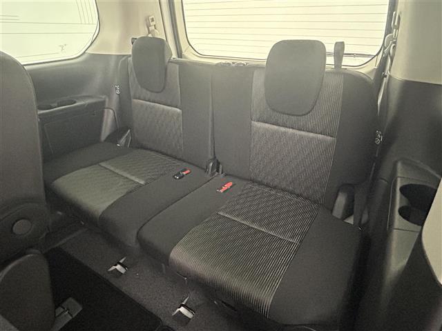 セレナ e-パワー ハイウェイスターV 純正10インチナビ(CD・DVD・フルセグ・BT・USB)全周囲カメラ 前後ドライブレコーダー ETC 両側パワースライドドア クリアランスソナー 衝突軽減ブレーキ レーンキープアシスト 横滑り防止(25枚目)