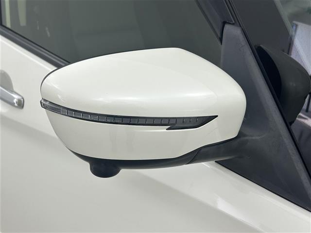 セレナ e-パワー ハイウェイスターV 純正10インチナビ(CD・DVD・フルセグ・BT・USB)全周囲カメラ 前後ドライブレコーダー ETC 両側パワースライドドア クリアランスソナー 衝突軽減ブレーキ レーンキープアシスト 横滑り防止(35枚目)