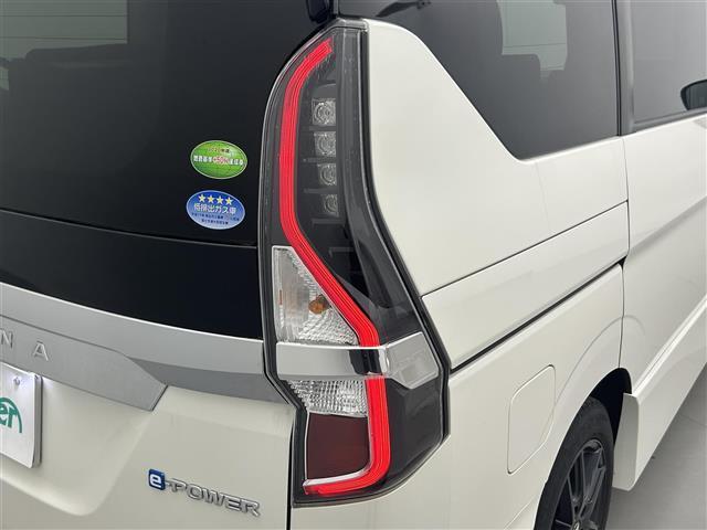 セレナ e-パワー ハイウェイスターV 純正10インチナビ(CD・DVD・フルセグ・BT・USB)全周囲カメラ 前後ドライブレコーダー ETC 両側パワースライドドア クリアランスソナー 衝突軽減ブレーキ レーンキープアシスト 横滑り防止(38枚目)