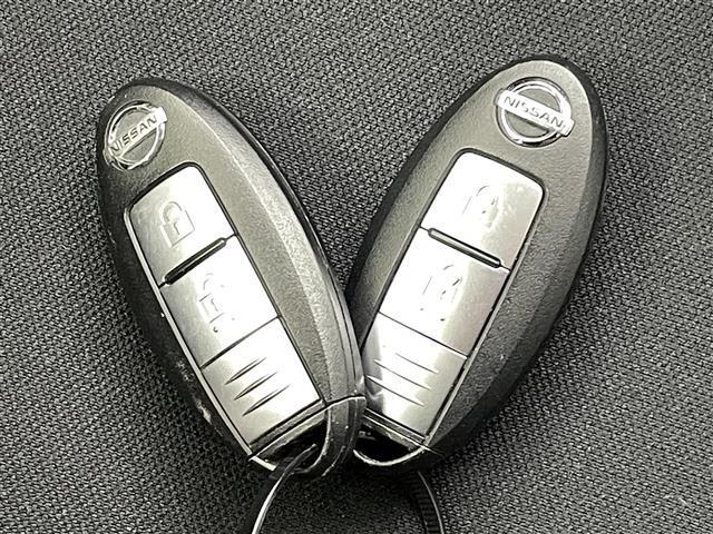 ノート Ｘ　社外ナビ　バックカメラ　社外前方ドライブレコーダー　前後クリアランスソナー　衝突軽減ブレーキ　レーンキープアシスト　アイドリングストップ　オートライト　電動格納ミラー　純正フロアマット（14枚目）