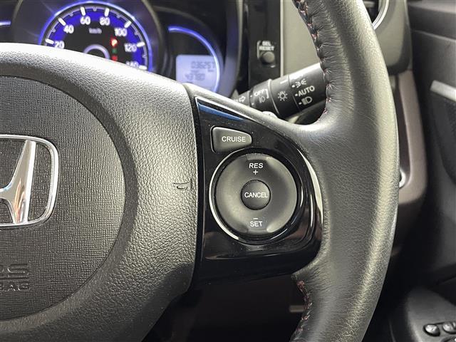 ガリバーが販売するクルマは、最大２，０００項目にもおよぶ徹底的な検査を行っています。　クルマに詳しくない方でも判りやすいように評価点で表記しています。