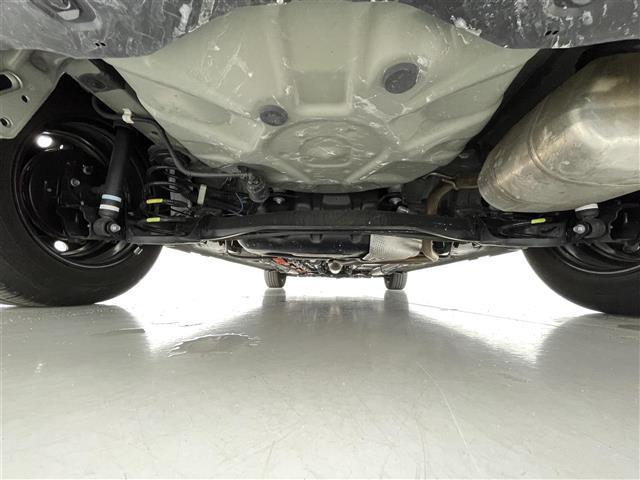 アクア Ｇ　純正ディスプレイオーディオ　バックカメラ　ビルトインＥＴＣ　レーダークルーズコントロール　クリアランスソナー　衝突軽減ブレーキ　レーンキープアシスト　横滑り防止　純正フロアマット　純正１５インチＡＷ（41枚目）