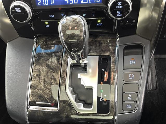 アルファード ２．５Ｓ　タイプゴールドＩＩ　モデリスタエアロフル　純正ディスプレイオーディオ　社外前後ドライブレコーダー　バックカメラ　ビルトインＥＴＣ２．０　両側パワースライドドア　前後クリアランスソナー　レーダークルーズコントロール（19枚目）