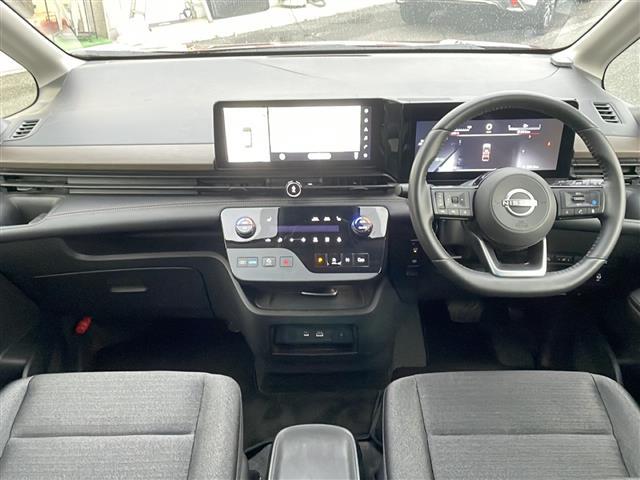 セレナ e-パワー ハイウェイスターV プロパイロット フリップダウンモニター(29枚目)