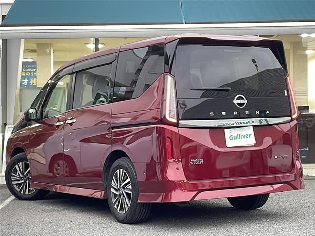 セレナ e-パワー ハイウェイスターV プロパイロット フリップダウンモニター(30枚目)