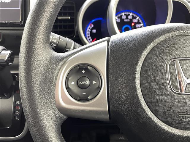 N-BOXカスタム G・Lパッケージ 社外ナビ(CD・DVD・フルセグ・BT・SD)片側パワースライドドア 横滑り防止 アイドリングストップ 社外フロアマット 純正14インチAW オートライト HIDライト スマートキー プッシュスタート(9枚目)