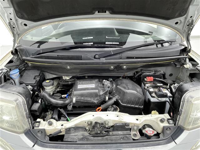 N-BOXカスタム G・Lパッケージ 社外ナビ(CD・DVD・フルセグ・BT・SD)片側パワースライドドア 横滑り防止 アイドリングストップ 社外フロアマット 純正14インチAW オートライト HIDライト スマートキー プッシュスタート(40枚目)