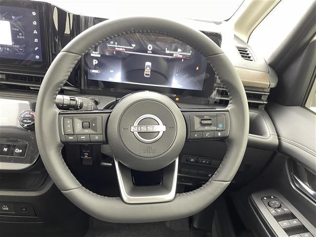 セレナ e-パワー ハイウェイスターV 純正12.3インチナビ 登録済未使用車 純正フリップダウンモニター 純正前方ドラレコ ビルトインETC2.0 全周囲カメラ 両側パワースライドドア 前後クリアランスソナー プロパイロット(7枚目)