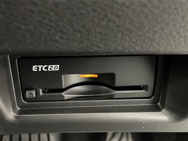 セレナ e-パワー ハイウェイスターV 純正12.3インチナビ 登録済未使用車 純正フリップダウンモニター 純正前方ドラレコ ビルトインETC2.0 全周囲カメラ 両側パワースライドドア 前後クリアランスソナー プロパイロット(21枚目)