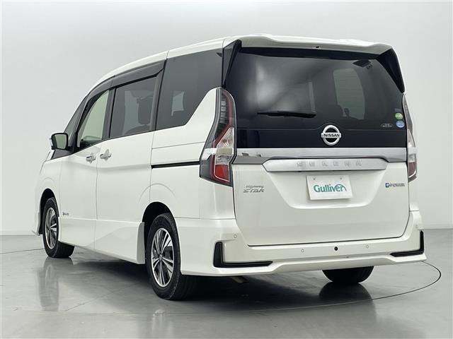 セレナ e-パワー ハイウェイスターV 純正ナビ(CD・DVD・フルセグ・BT・SD)純正前方ドライブレコーダー 全周囲カメラ 純正フリップダウンモニターETC 両側パワースライドドア レーダークルーズコントロール 前後クリアランスソナー(3枚目)