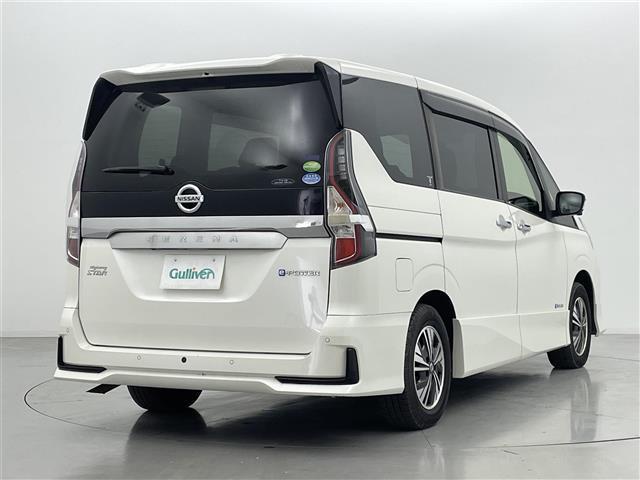 セレナ e-パワー ハイウェイスターV 純正ナビ(CD・DVD・フルセグ・BT・SD)純正前方ドライブレコーダー 全周囲カメラ 純正フリップダウンモニターETC 両側パワースライドドア レーダークルーズコントロール 前後クリアランスソナー(30枚目)