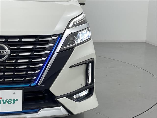 セレナ e-パワー ハイウェイスターV 純正ナビ(CD・DVD・フルセグ・BT・SD)純正前方ドライブレコーダー 全周囲カメラ 純正フリップダウンモニターETC 両側パワースライドドア レーダークルーズコントロール 前後クリアランスソナー(37枚目)