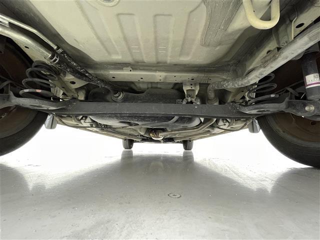 スペーシア ハイブリッドX ナビ(CD・DVD・フルセグ・BT・SD)バックカメラ ビルトインETC 後ろのみクリアランスソナー 衝突軽減ブレーキ レーンキープアシスト 横滑り防止 運転席シートヒーター 保証書 取扱説明書(42枚目)