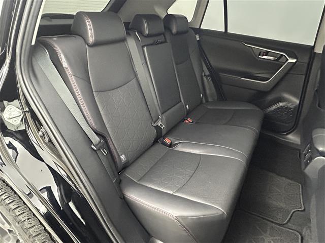 RAV4 アドベンチャー オフロードパッケージ 禁煙車 純正ディスプレイオーディオ(ApplCarPlay・AndroidAuto・BT・フルセグ)全周囲カメラ 前後ドライブレコーダー ETC レーダークルーズコントロール 前後クリアランスソナー(27枚目)