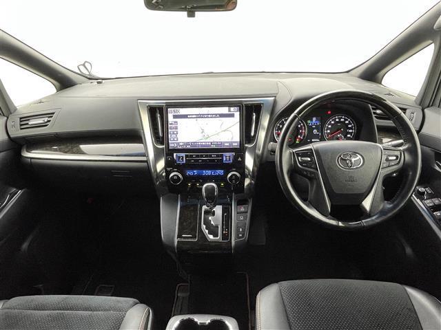 アルファード 2.5S Aパッケージ タイプブラック 社外11インチナビ(CD・DVD・フルセグ・BT)社外フリップダウンモニター バックカメラ ビルトインETC 両側パワースライドドア クルーズコントロール 前後クリアランスソナー パワーバックドア(4枚目)