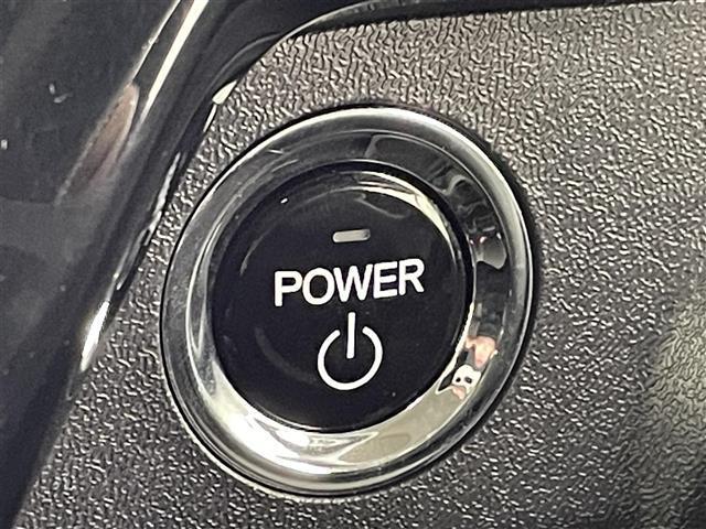 ステップワゴンスパーダ スパーダハイブリッド　Ｇ・ＥＸ　ホンダセンシング　純正９インチナビ（ＣＤ・ＤＶＤ・フルセグ・ＢＴ・ＳＤ・ＵＳＢ）バックカメラ　社外前方ドライブレコーダー　ビルトインＥＴＣ　両側パワースライドドア　前席シートヒーター　ホンダセンシング（14枚目）