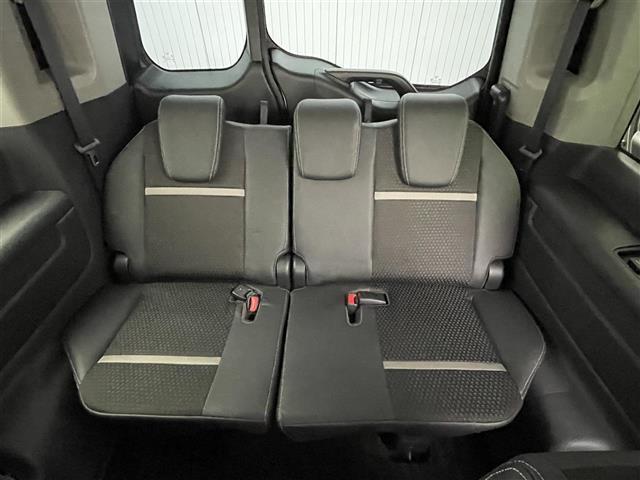 ステップワゴンスパーダ スパーダハイブリッド　Ｇ・ＥＸ　ホンダセンシング　純正９インチナビ（ＣＤ・ＤＶＤ・フルセグ・ＢＴ・ＳＤ・ＵＳＢ）バックカメラ　社外前方ドライブレコーダー　ビルトインＥＴＣ　両側パワースライドドア　前席シートヒーター　ホンダセンシング（27枚目）